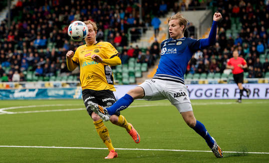 Elfsborgs Simon Lundevall och Sundsvalls Eric Björkander