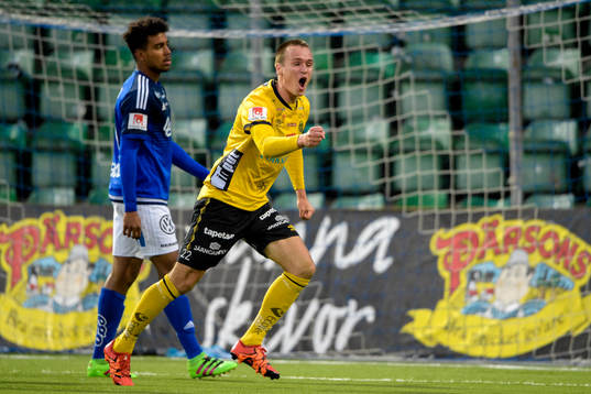 Sundsvalls Noah Sonko Sundberg deppar och Elfsborgs Viktor