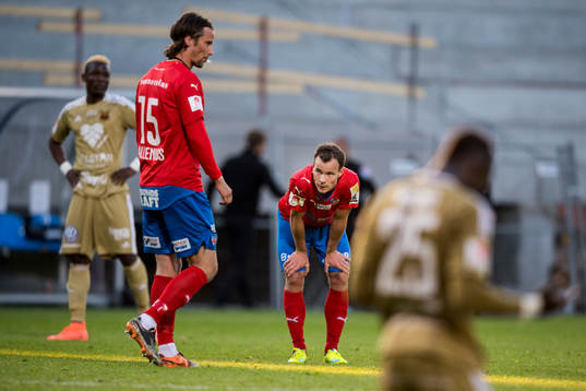 Helsingborgs Linus Hallenius och Anton Wede deppar