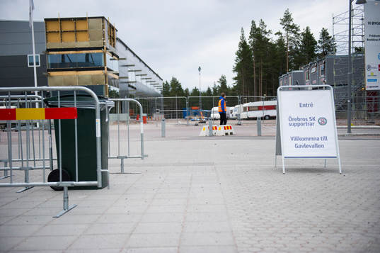 Bortasupportrarnas entré står tom