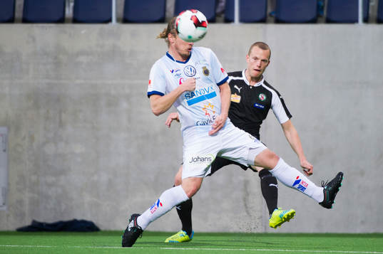 Gefles Martin Rauschenberg och Örebros Daniel Gustavsson