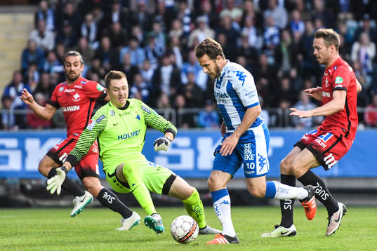 IFK Göteborgs Tobias Hysén med målchans mot Norrköpings