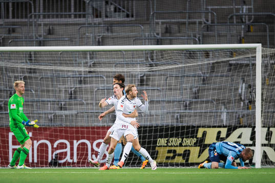 Kalmars Jonathan Ring och Marcus Antonsson jublar
