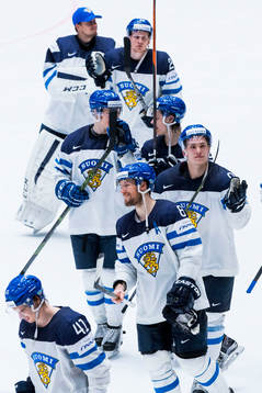 Finlands spelare tackar publiken