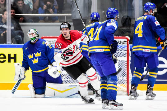 Kanadas Mark Scheifele jublar