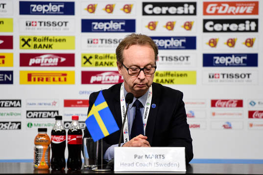 Sveriges förbundskapten Pär Mårts deppar