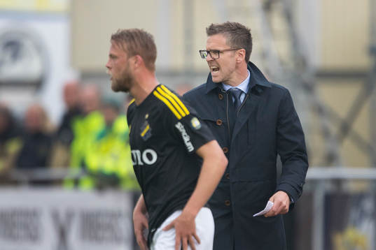 s tränare Rikard Norling