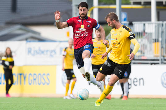 Örgrytes George Mourad och Frejs Johannes Gustafsson i