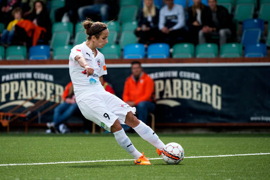 Rosengårds Nataša Andonova i Damallsvenskan mellan