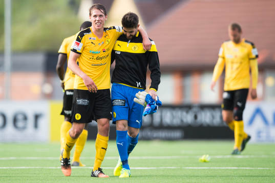 Frejs Philip Wiström och målvakt Fernando Carrillo