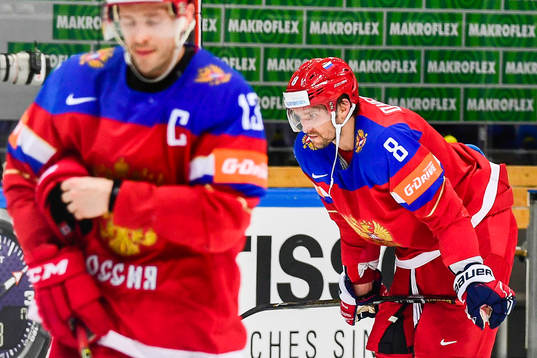 Rysslands Pavel Datsyuk och Aleksandr Ovetjkin deppar