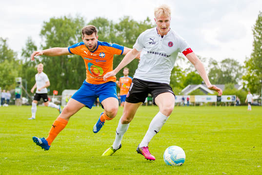 Vejbys Albin Subasic och Hittarps Viktor Wihlstrand