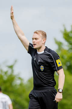 Domaren Marcus Lundgren Klitte