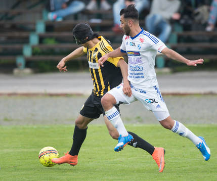 IFK Hässleholms Ameer Naseer i matchen i division 2 mellan