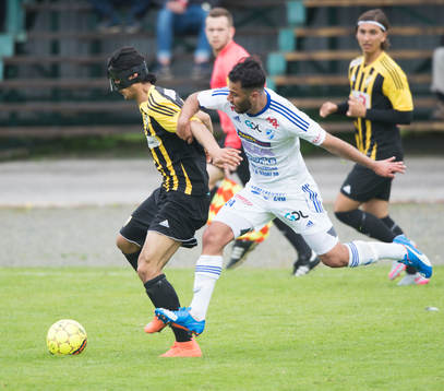 IFK Hässleholms Ameer Naseer i matchen i division 2 mellan