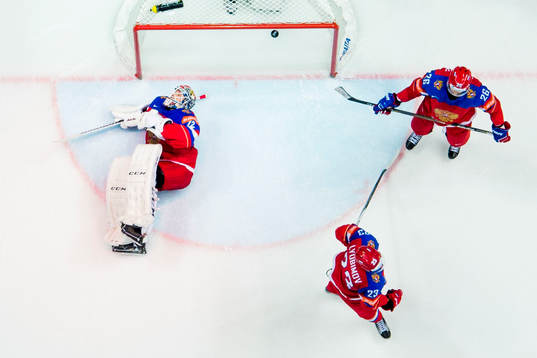 Rysslands målvakt Sergei Bobrovski, Roman Lyubimov och