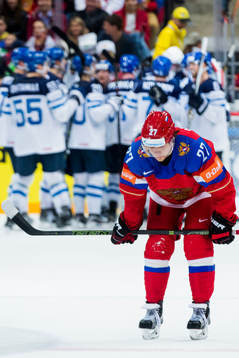 Rysslands Artemi Panarin deppar samtidigt som Finlands