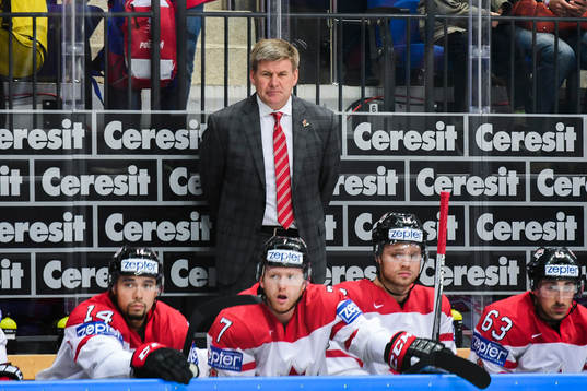 Kanadas förbundskapten Bill Peters