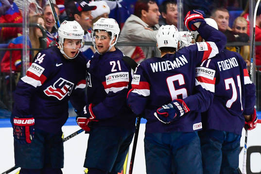 s Auston Maathews , Dylan Larkin , Chris Wideman och Nick