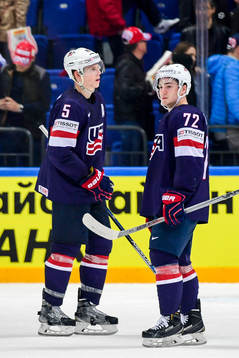 s Connor Murphy och Frank Vatrano deppar