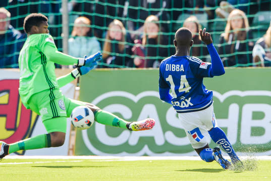 Sundsvalls Pa Amat Dibba gör 1-0 bakom Östersunds