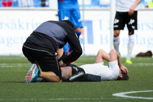 Örebros Nordin Gerzic får vård
