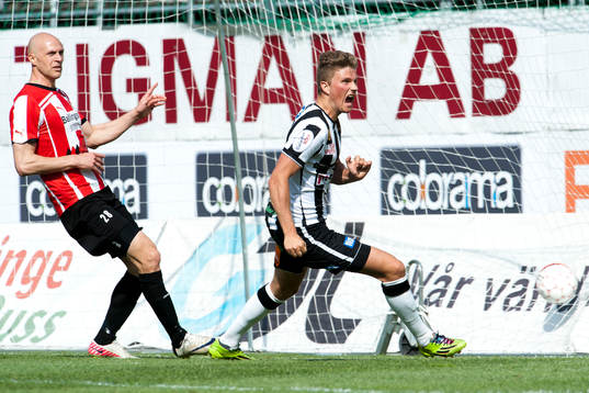 Landskronas Erik Pärsson jublar