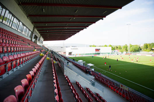 Interiör av Södertälje Fotbollsarena