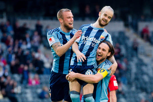 Djurgårdens Alexander Faltsetas , Daniel Berntsen och