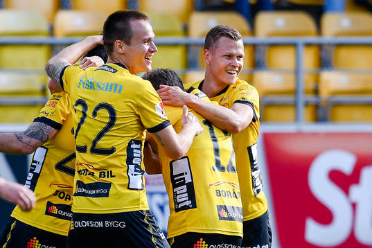 Elfsborgs spelare jublar
