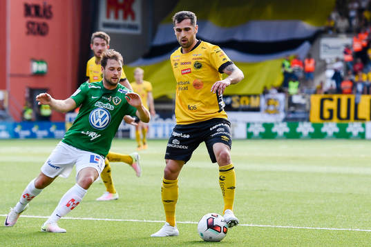 Elfsborgs Emir Bajrami och Jönköpings Tom Siwe