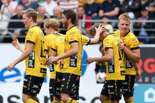 Elfsborgs Per Frick klappas om