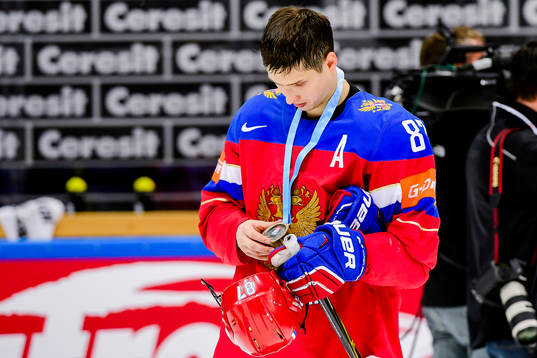 Rysslands Vadim Shipachyov får bronsmedaljen