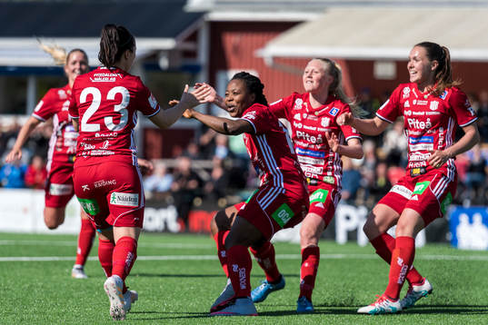 Piteåspelarna jublar