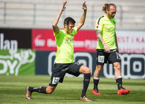 Häckens Alexander Jeremejeff värmer upp