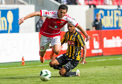 Kalmars Romário Pereira Sipião och Häckens Nasiru