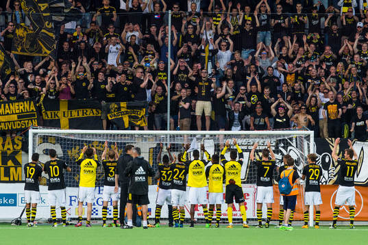 s spelare tackar publiken