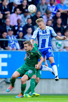 Hammarbys Erik Israelsson och IFK Göteborgs Hjörtur