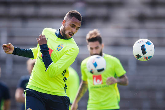 Sveriges Isaac Kiese Thelin