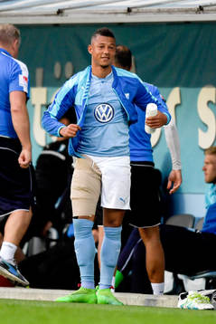 Malmö FFs Tobias Sana med lindat lår