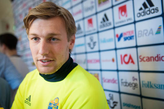 Emil Forsberg i mixed zone