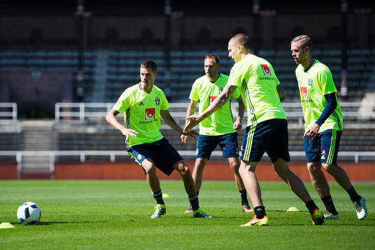 Mikael Lustig, Andreas Granqvist, Victor Nilsson Lindelöf