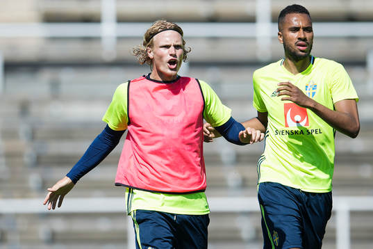 Oscar Hiljemark och Isaac Kiese Thelin