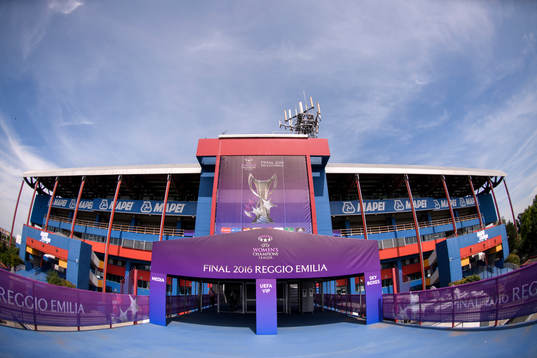 Arenan Stadio Città del Tricolore