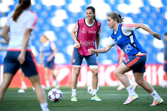 Lyons Lotta Schelin