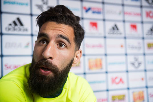 Jimmy Durmaz i mixed zone