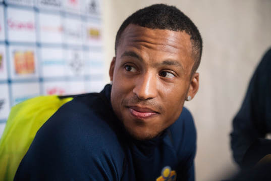 Martin Olsson  i mixed zone