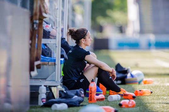 Rosengårds Nataša Andonova sitter vid sidan