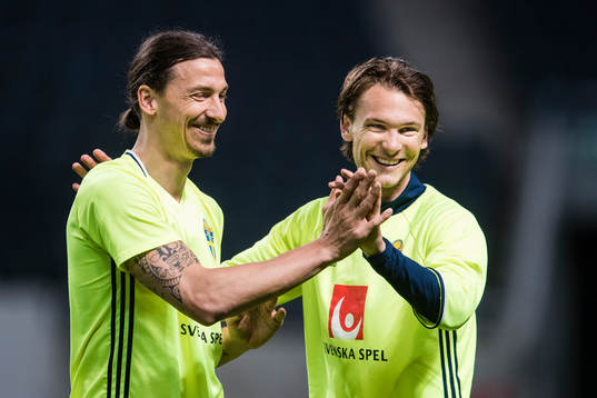 Bläddra bland fler bilder av Fotboll, Sverige, Träning