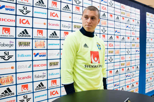 Victor Nilsson Lindelöf i mixed zone